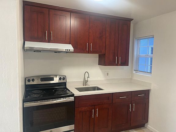 5th image of 743 Templeton Ave APT 2