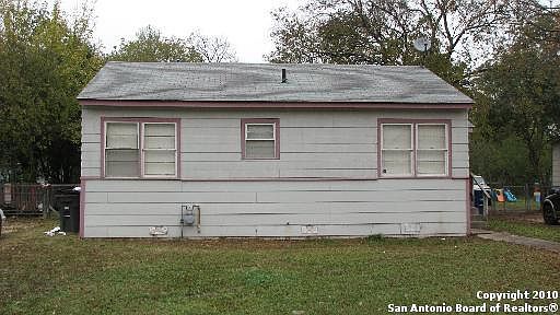 1st image of 213 Elmo Ave