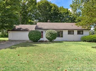 7223 20th Ave, Jenison, MI 49428