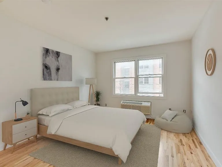202 Grand St #6C — Photo 3