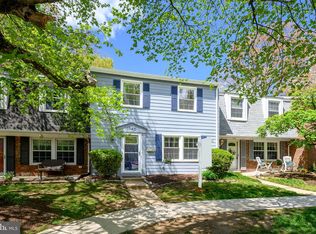 1740 Waldorf Ct, Crofton, MD 21114