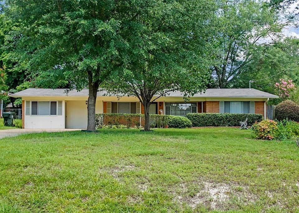1st image of 2316 Pinecrest Dr