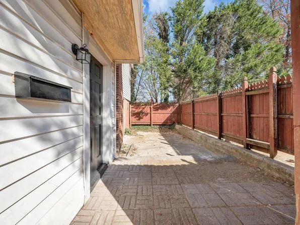 1940 Avon Rd SW, Roanoke, VA 24015