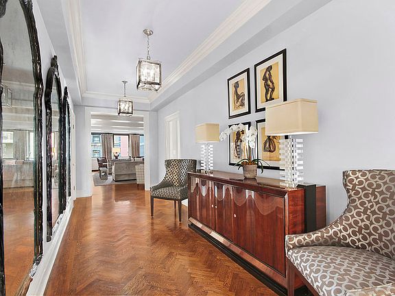 5th image of 1100 Park Ave #7D