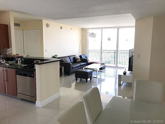 3rd image of 3232 Coral Way APT 1701