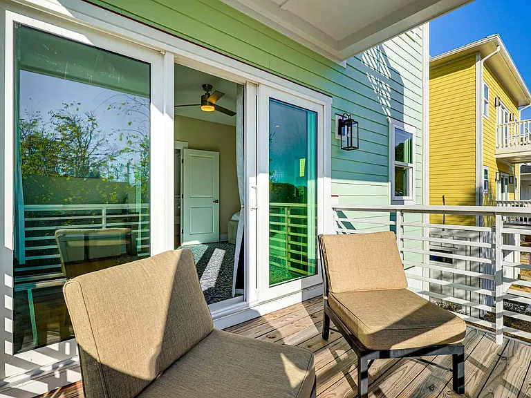 211 Annie Dr — Photo 31