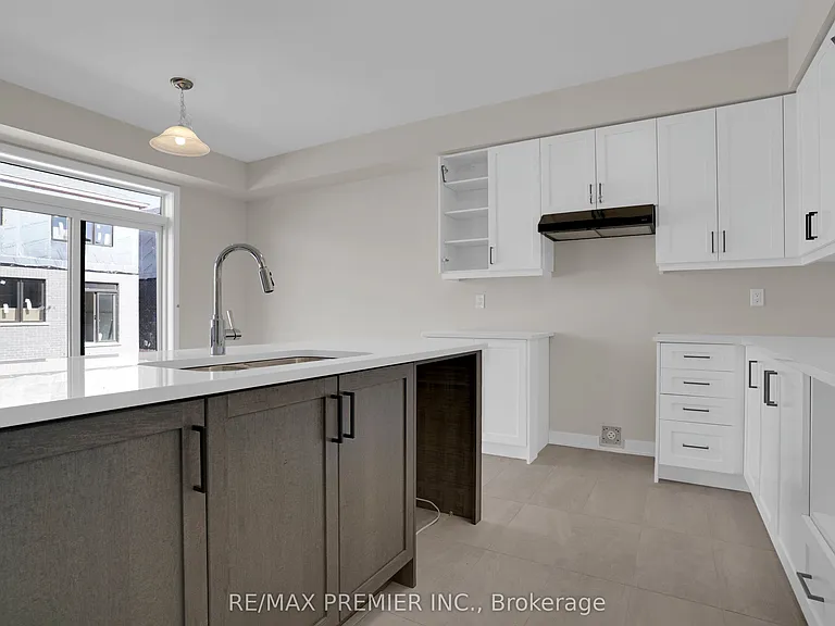 28 Downriver Dr — Photo 30
