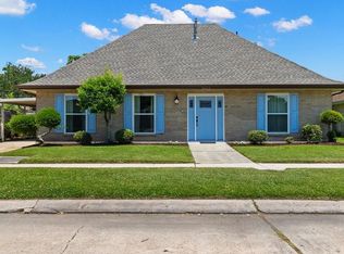 3528 Lake Trail Dr, Kenner, LA 70065
