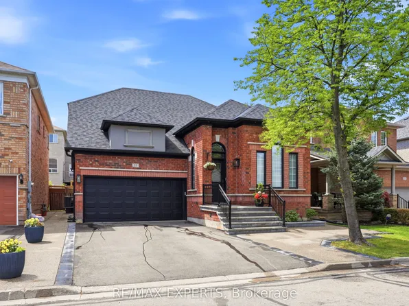 23 Shadetree Cres, Vaughan, ON L4H 1Y3