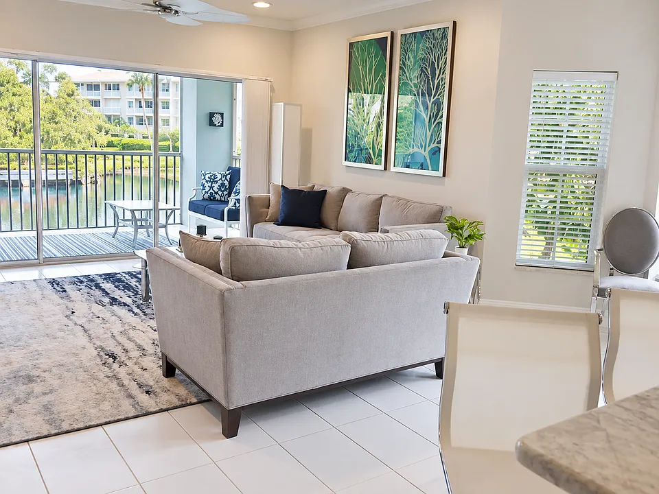 293 Hidden Bay Dr