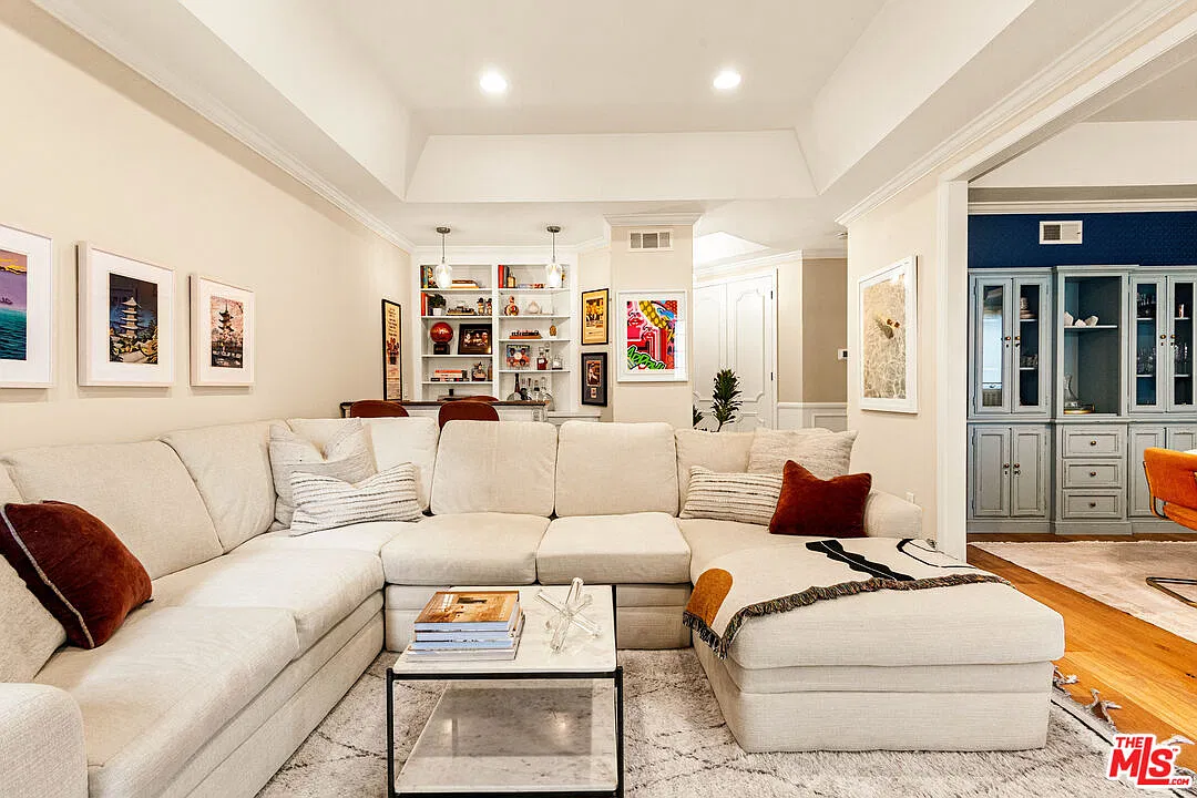 2 bed, 3.0 bath, 1520 sqft, $6,500 — Photo 1