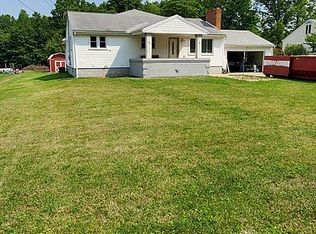 4918 E Radio Rd, Youngstown, OH 44515