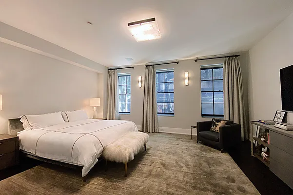 Sold by Compass | media 27