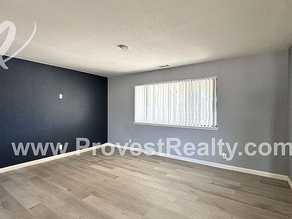 5th image of 14945 Flathead Rd