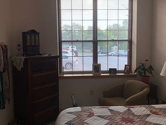 4th image of 201 S Lancaster St #2