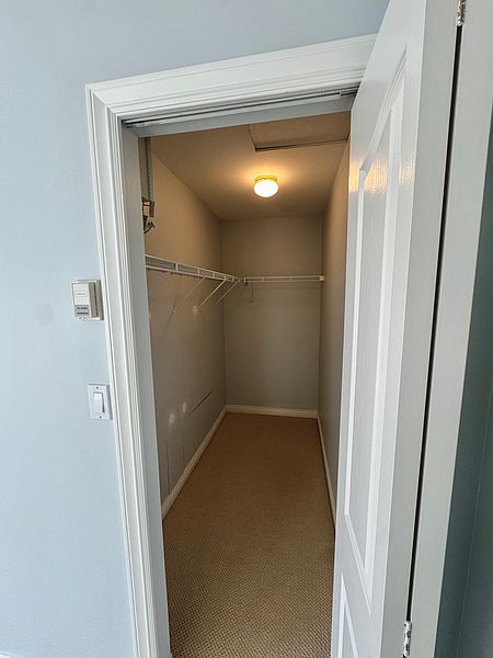 North Vancouver House for rent - 4 Bedrooms — photo 9
