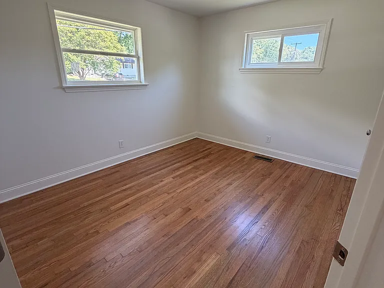 1438 Ely Rd — Photo 16