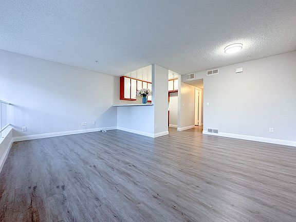 3rd image of 1122 N Stoneman Ave APT B