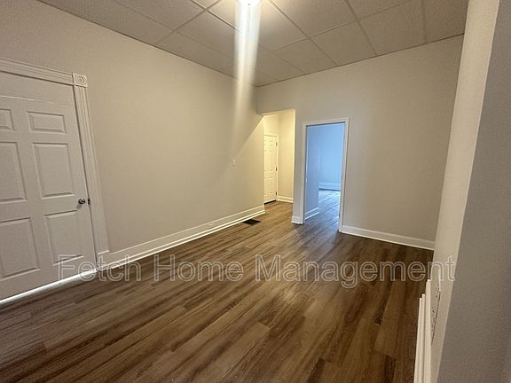 4th image of 117 S 10th St #A1
