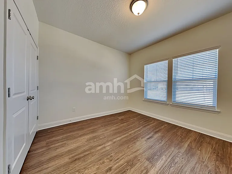 892 Sunny Stroll Dr — Photo 12