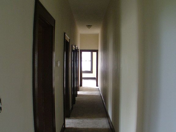 3rd image of 308 E Springdale Ave