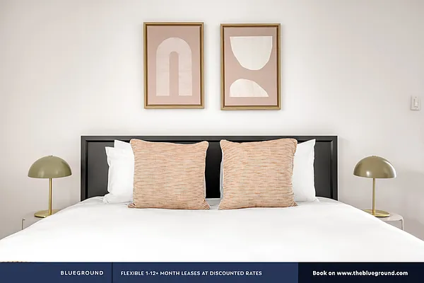 Rented by The Blueground | media 32