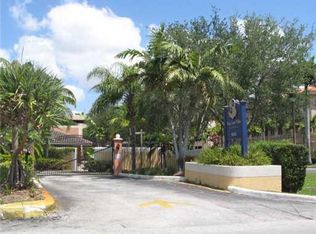 9001 SW 94th St, Miami, FL 33176