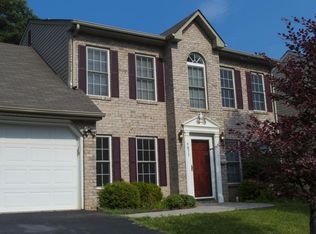 4877 Horseman Dr NE, Roanoke, VA 24019