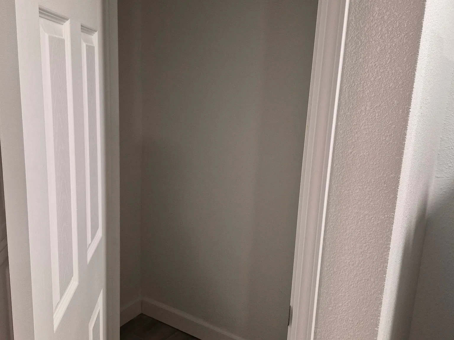 2 bed, $1,400 — Photo 3