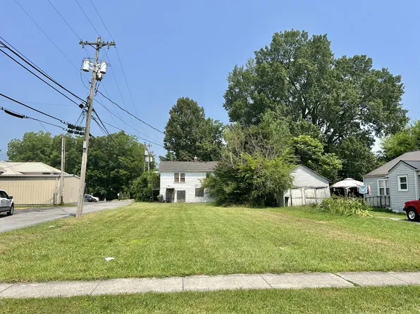 209 E Grundy St, Tullahoma, TN 37388
