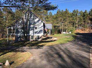 881 N Eagle Hwy, Lake Leelanau, MI 49653