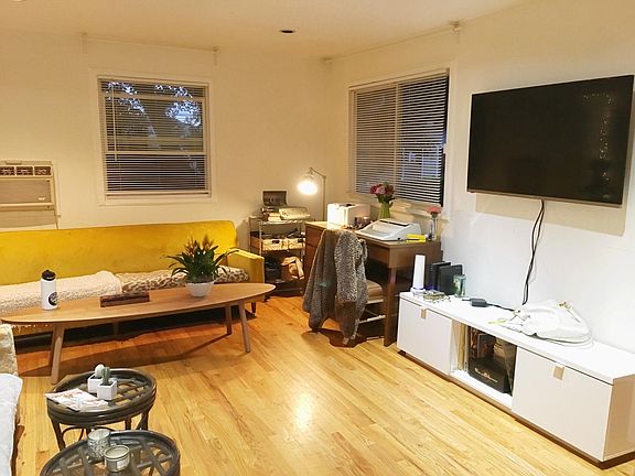 3rd image of 5139 Granada St