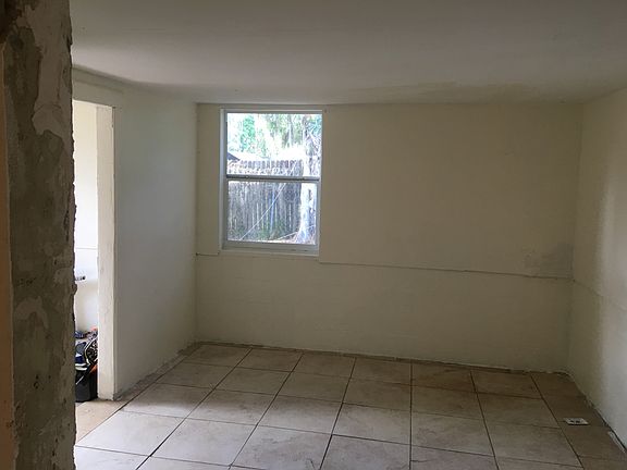 3rd image of 626 Nuna Ave