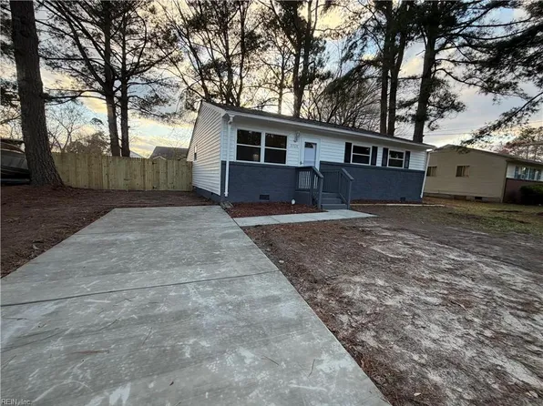 3709 Bosun Dr, Chesapeake, VA 23321