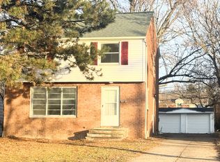 4847 Farnhurst Rd, Lyndhurst, OH 44124