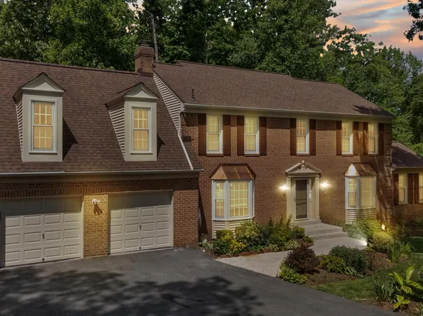 7142 Rivers Edge Rd, Columbia, MD 21044