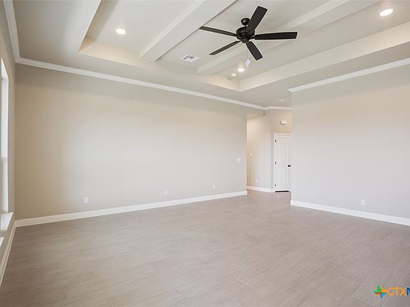 5th image of 3824 Keller Rd