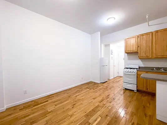 Rented by Compass | media 16