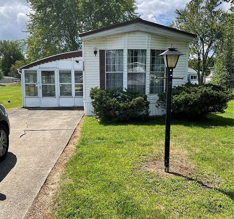 1st image of 1107 Brookwood Dr