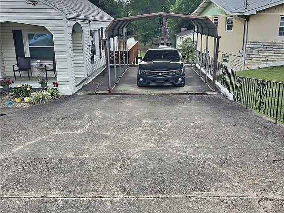 5th image of 4520 Spring Hill Ave