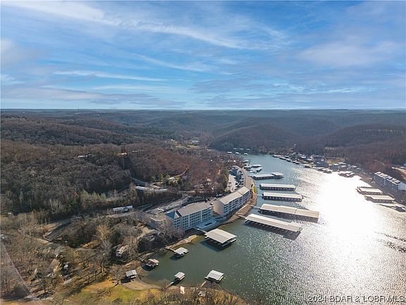 3rd image of 104 Sierra Bay Dr #5A