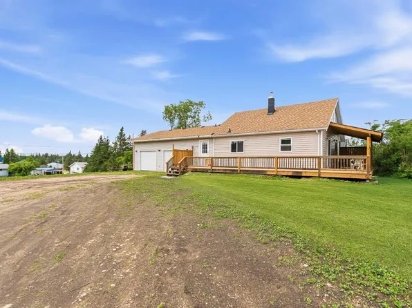 110 1st Ave S, Dorintosh, SK S0M 0T0