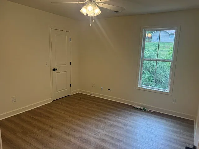 223 Butler Ave — Photo 10