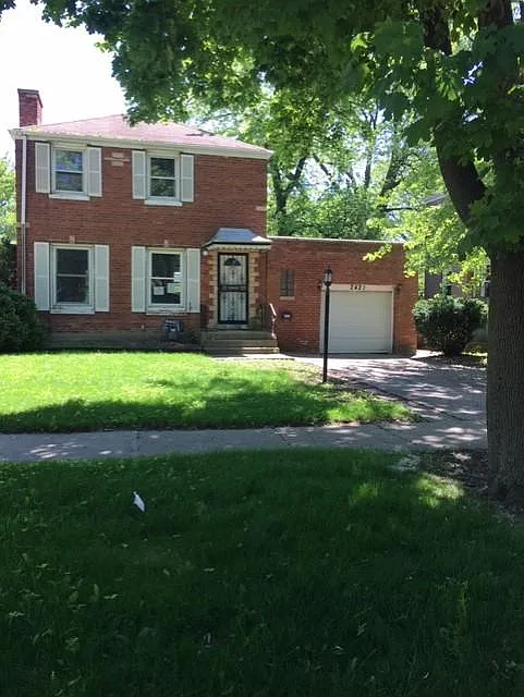 2421 S 16th Ave photo 1