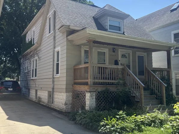 1329 Maple Ave, Berwyn, IL 60402