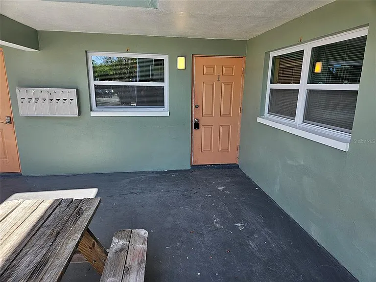 2045 Alpine Rd #1 — Photo 1