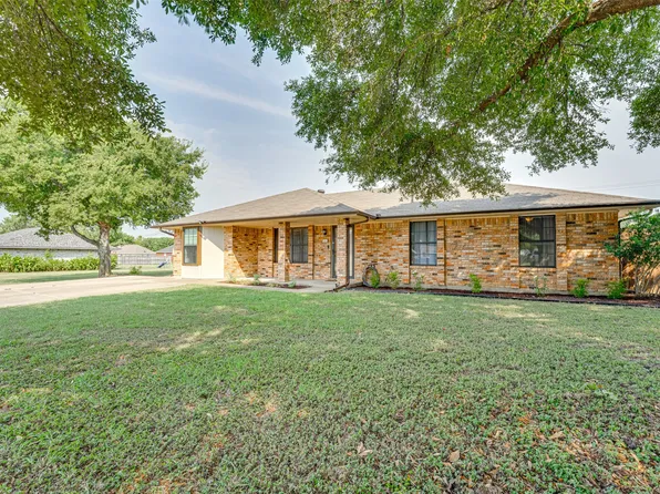 701 Cherie St, Italy, TX 76651