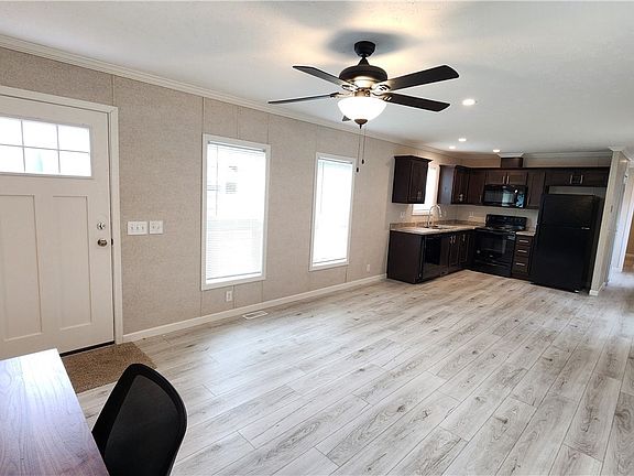 5th image of 8323 Eagle Rd #18