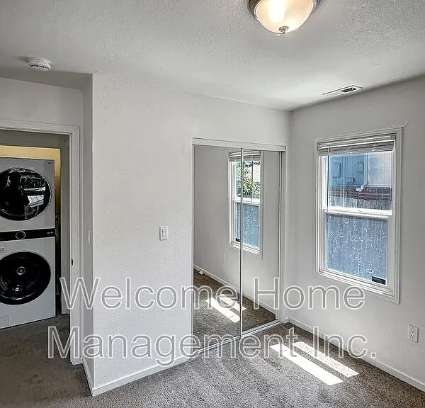 3310 Geneva St — Photo 7