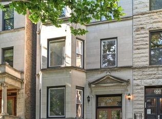 862 W Newport Ave APT 1, Chicago, IL 60657